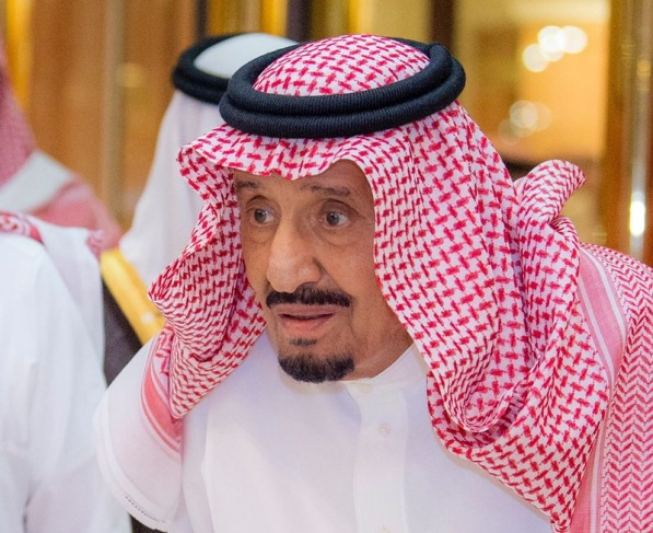العاهل السعودي يوجه دعوة لرئيس إيران لزيارة الرياض