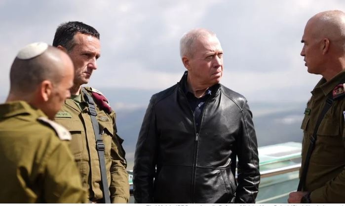 وزير الجيش الإسرائيلي يهدد بالاستقالة من منصبه