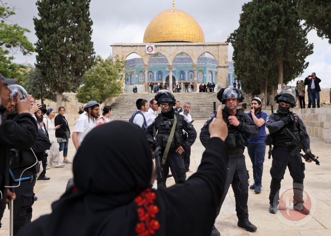 6 Jerusalemites were deported from Al-Aqsa Mosque
