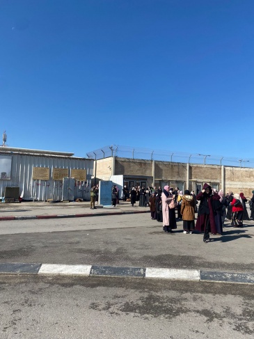 الجيش الاسرائيلي: 95 الف فلسطيني دخلوا من المعابر لاداء صلاة الجمعة 