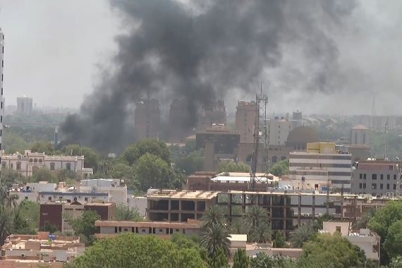 السودان: إجلاء الدبلوماسيين الأميركيين وإغلاق السفارة