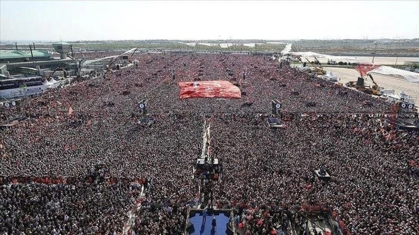 إسطنبول.. 1.7 مليون شخص يحتشدون في تجمع انتخابي لأردوغان