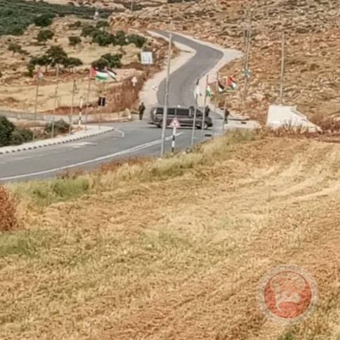 لليوم التاسع: الاحتلال يغلق مدخلي قرية المغير شرق رام الله