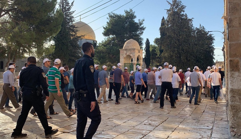 255 settlers storm Al-Aqsa and demands not to close the “gate of raids”