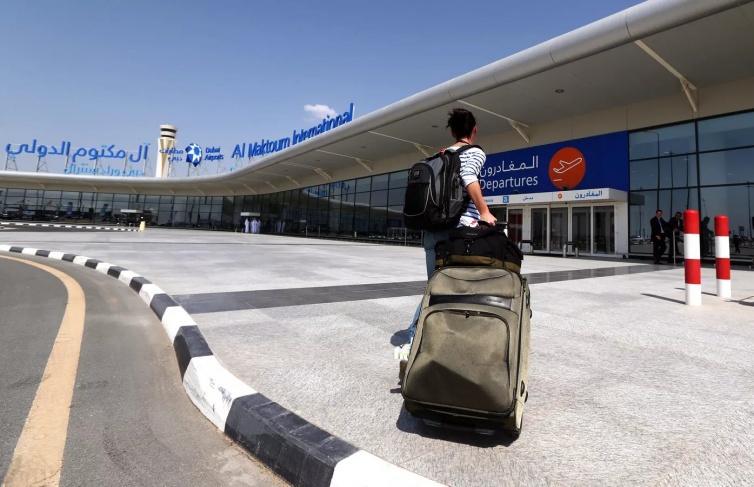 مصدر لبناني رفيع: الإمارات أبلغتنا برفع الحظر عن تأشيرات مواطنينا