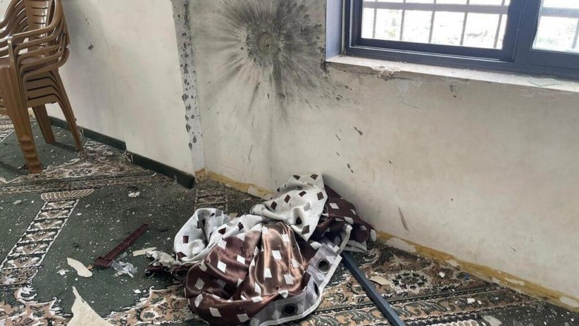 أضرار بمسجد في جنين جراء القصف الاسرائيلي