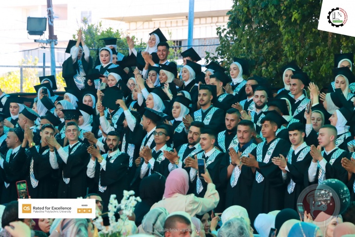 &quot;البوليتكنك&quot; تحتفل بتخريج الفوج الرابع والعشرين من طلبة الدبلوم المهني