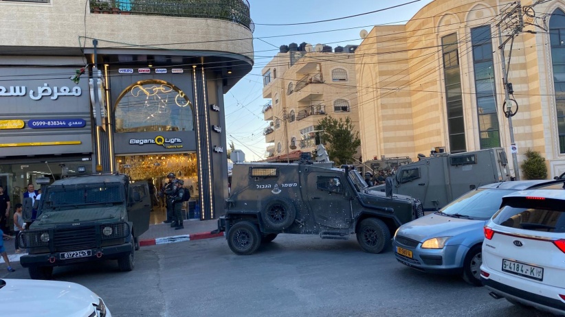 الاحتلال يداهم منزل عمار النجار في الخليل المتهم بتنفيذ عملية تقوع