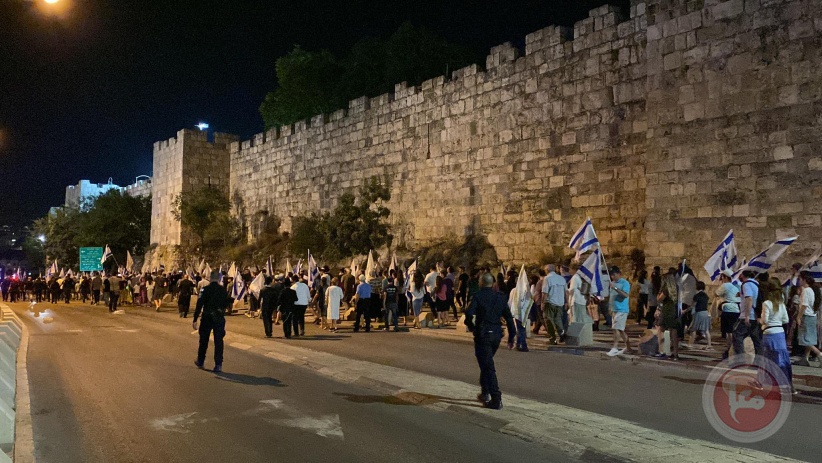 On the eve of the "Destruction of the Temple"  A night march of settlers in Jerusalem