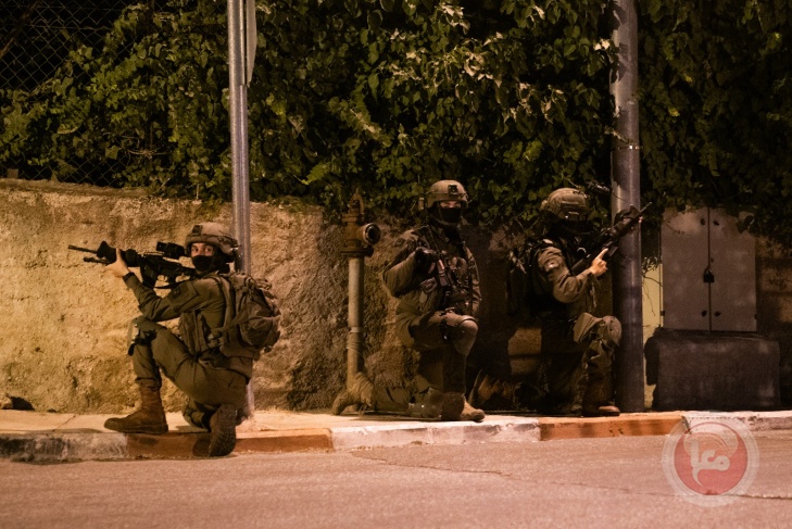 إصابة مواطنين واعتقال أربعة آخرين خلال اقتحام الاحتلال مدينة طوباس