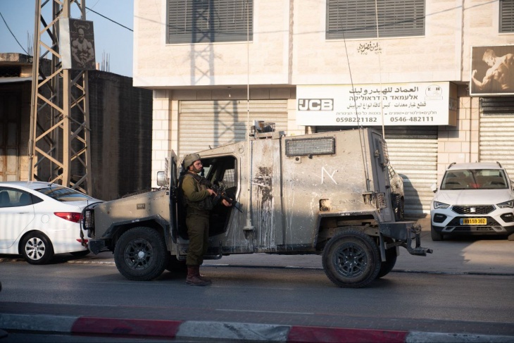 The occupation closes Zaatara checkpoint and all Huwwara sub-entrances