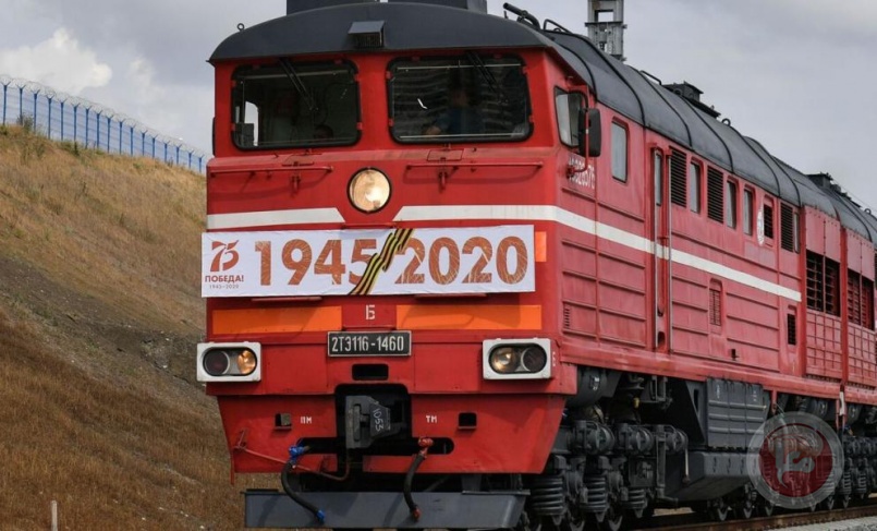 The arrival of the first Russian commercial train to Iran on its way to Saudi Arabia