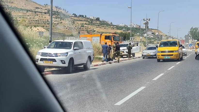 Arresting a citizen at Hawara checkpoint
