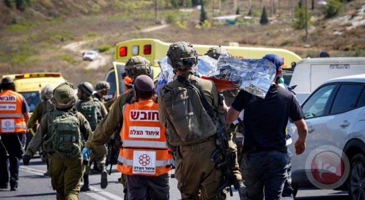 The occupation shoots a Palestinian south of Hebron