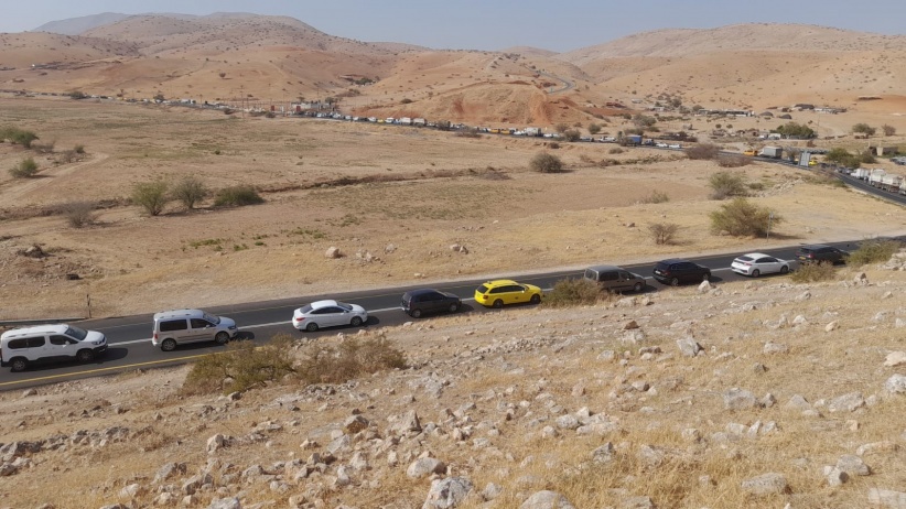 The occupation closes the Hamra military checkpoint