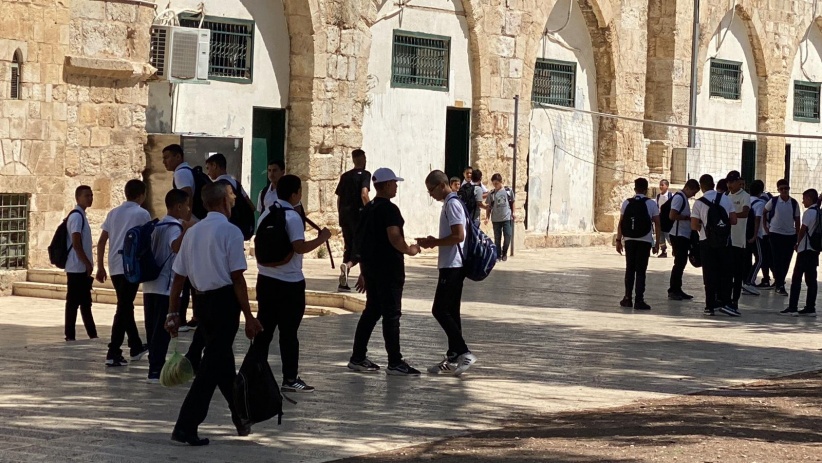 حرب متواصلة على المنهاج ومدارس القدس