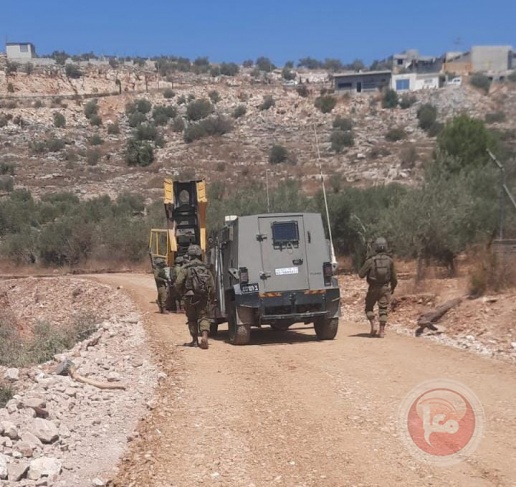 The occupation confiscates a "roller"  West Salfit