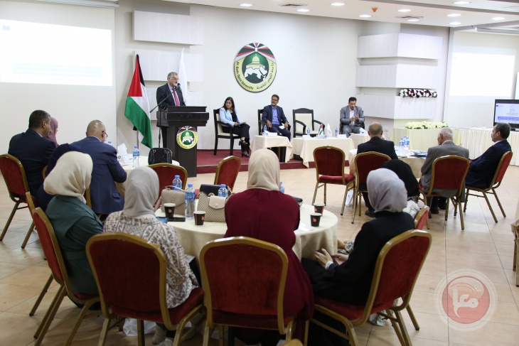 &quot;القدس المفتوحة&quot; تختتم مشروع &quot;تعزيز الوصول إلى العمل عبر الحدود في مؤسسات التعليم العالي الفلسطينية -REACH&quot;
