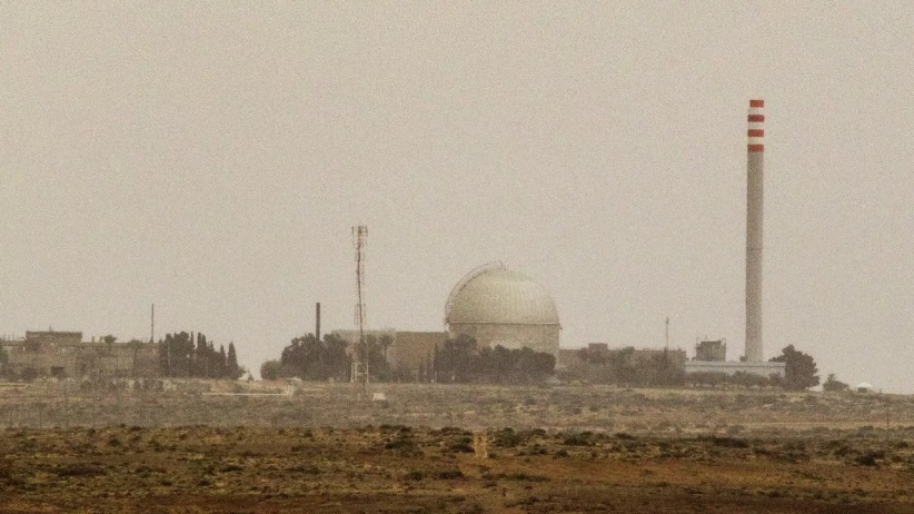 What did the director of the Dimona reactor comment on?  Israeli on the Saudi nuclear project?