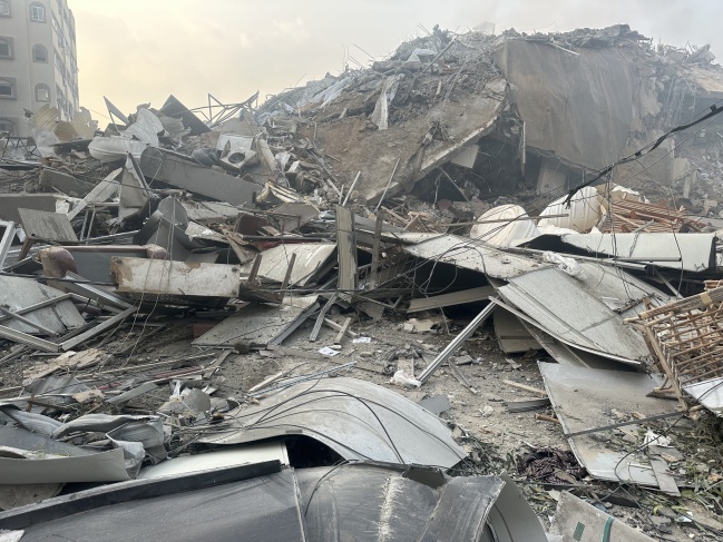 نقابة الصحفيين تستنكر اغتيال الزميلين الصالحي ولافي وقصف المؤسسات الصحفية