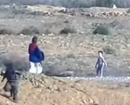 &quot;القسام&quot; تطلق سراح مستوطنة وطفليها