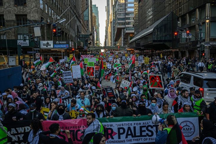 Demonstrations in several American states denouncing the Israeli aggression against our people