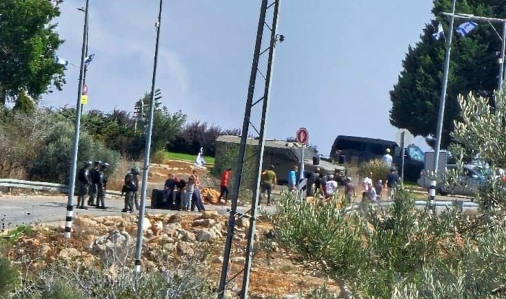 مستوطنون يهاجمون المزارعين بالرصاص ويحرقون أشجارهم بياسوف
