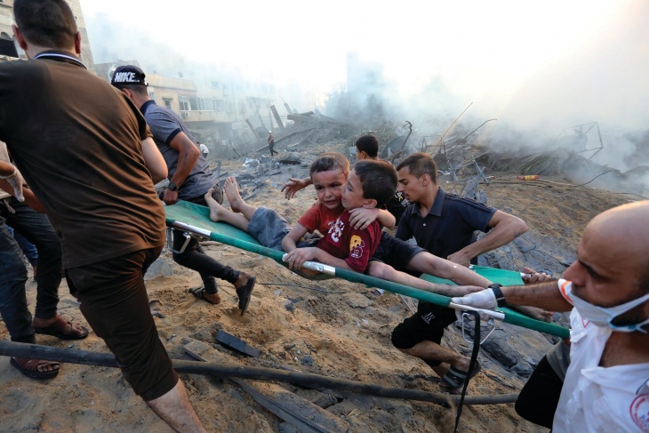 Israeli human rights center: The bombing of Gaza constitutes a “war crime”