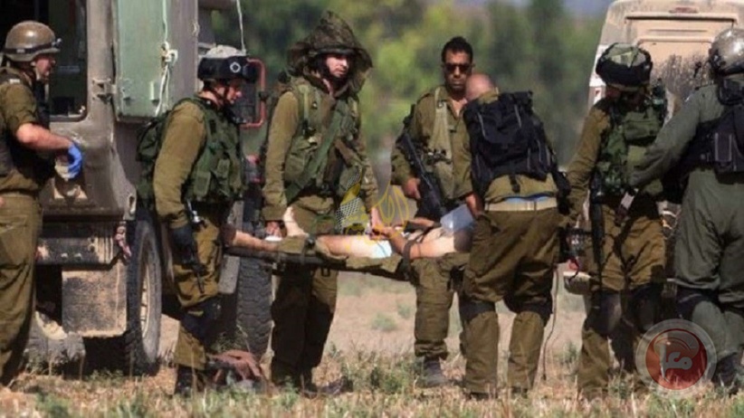 The occupation army announces that an officer and a soldier were seriously injured in northern Gaza