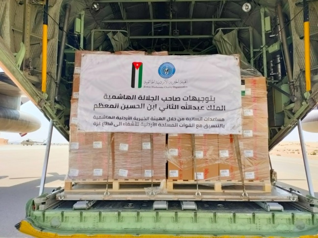 الأردن تخصص 45 ألف طن من القمح والحبوب و7 شاحنات أدوية لفلسطين