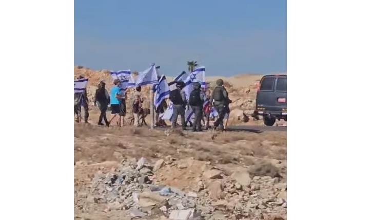 Settlers organize a provocative march in Kisan, east of Bethlehem