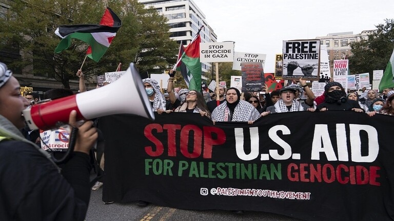 Mass demonstrations denouncing the war on Gaza spread across European capitals