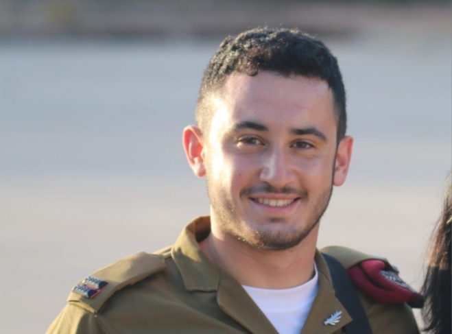The deputy commander of the paratroopers company in the occupation army was killed in northern Gaza