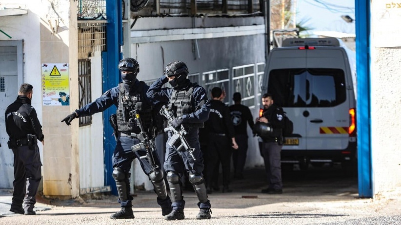 الساعة 6 تستلم إسرائيل أسراها و39 أسيرة وأسيرا فلسطينيا ينتظرون الحرية
