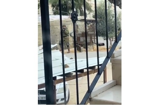 A boy was injured by occupation bullets in Beit Ummar