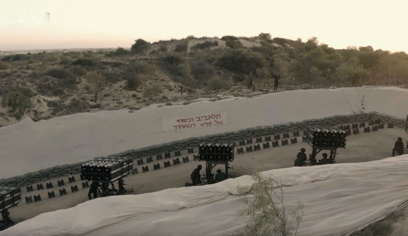 Al-Qassam bombs Tel Aviv with a missile barrage in response to the Israeli massacres