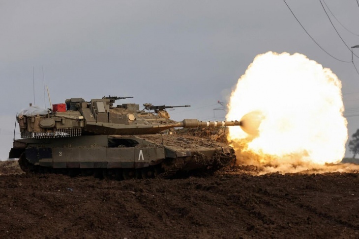 The Israeli army: We attacked 450 targets in Gaza within 24 hours