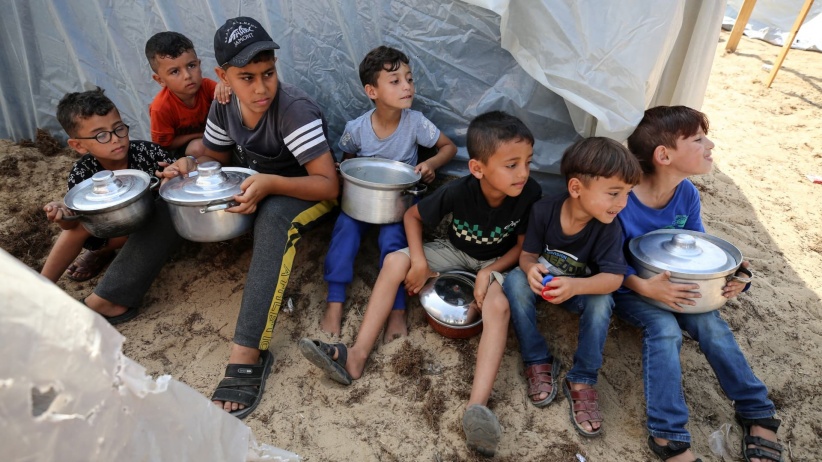 غزة.. هجمات جوية مكثفة والمجاعة تتهدد سكان شمال القطاع