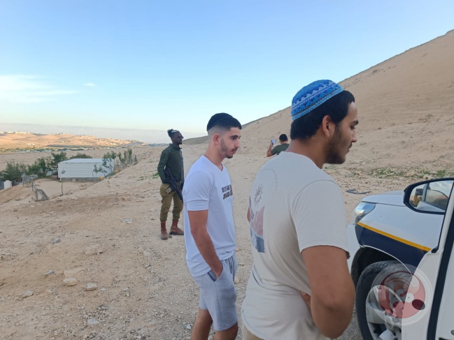 مستوطنون يهاجمون المواطنين في عرب المليحات غرب أريحا 