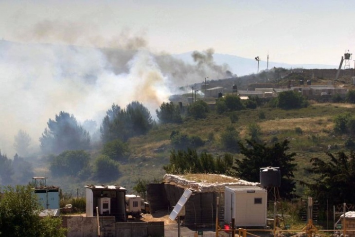 The Israeli army attacks a number of Hezbollah positions in southern Lebanon