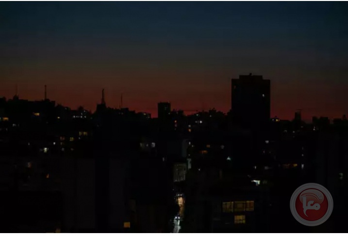 انقطاع التيار الكهربائي في جميع أنحاء اسرائيل بشكل مفاجيء