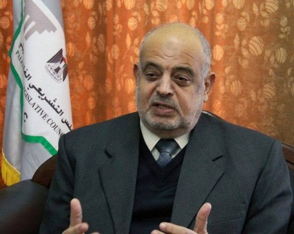 استشهاد النائب خميس النجار وزوجته وابنيه في قصف لخان يونس