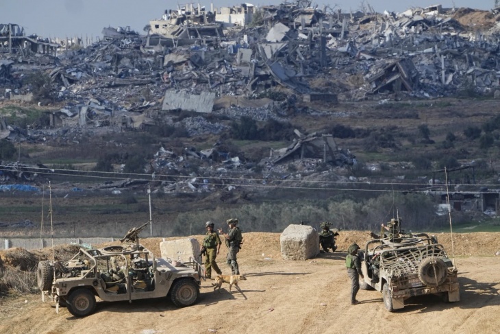 تقارير- إسرائيل سحبت قوات من شمال غزة بموجب اتفاق مع واشنطن