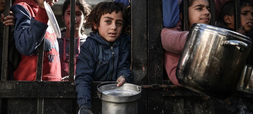 استشهاد طفلين بغزة بسبب المجاعة ما يرفع الحصيلة إلى 27