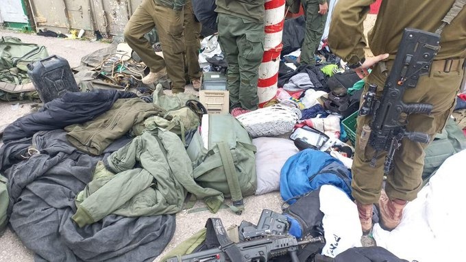 Israeli soldiers returning from Gaza discover their belongings stolen from a military base