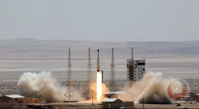 للمرة الأولى بنجاح.. إيران تطلق 3 أقمار اصطناعية