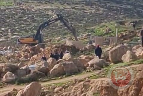 The occupation demolishes a house in Al-Samu' and arrests 4 citizens from Bani Naim and Al-Arroub