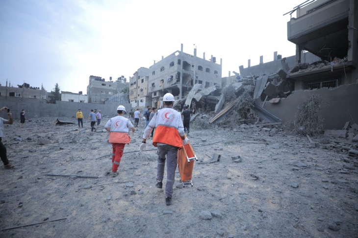 Red Crescent: 14 members of our crews were martyred in Gaza