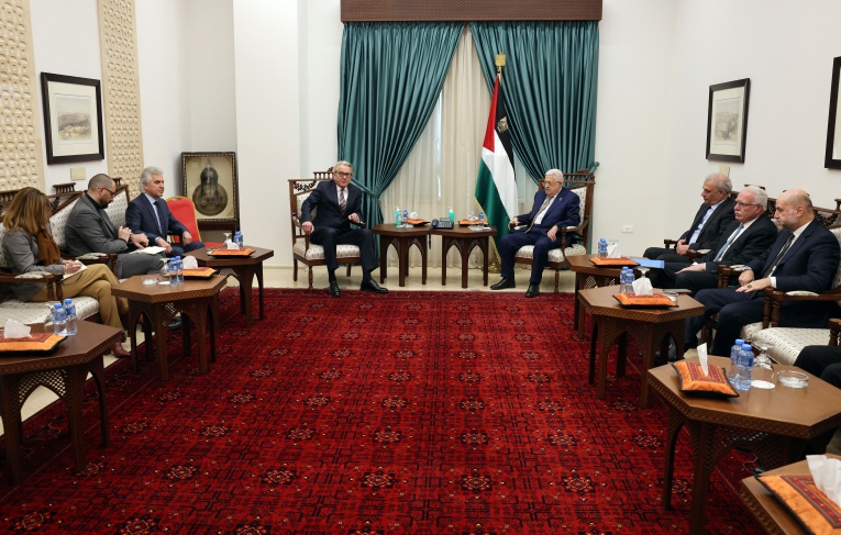 الرئيس يستقبل مبعوث الأمين العام للأمم المتحدة لعملية السلام في الشرق الأوسط