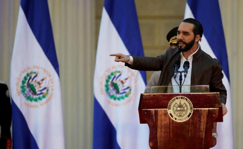 The President of El Salvador, of Palestinian origin, wins a second term